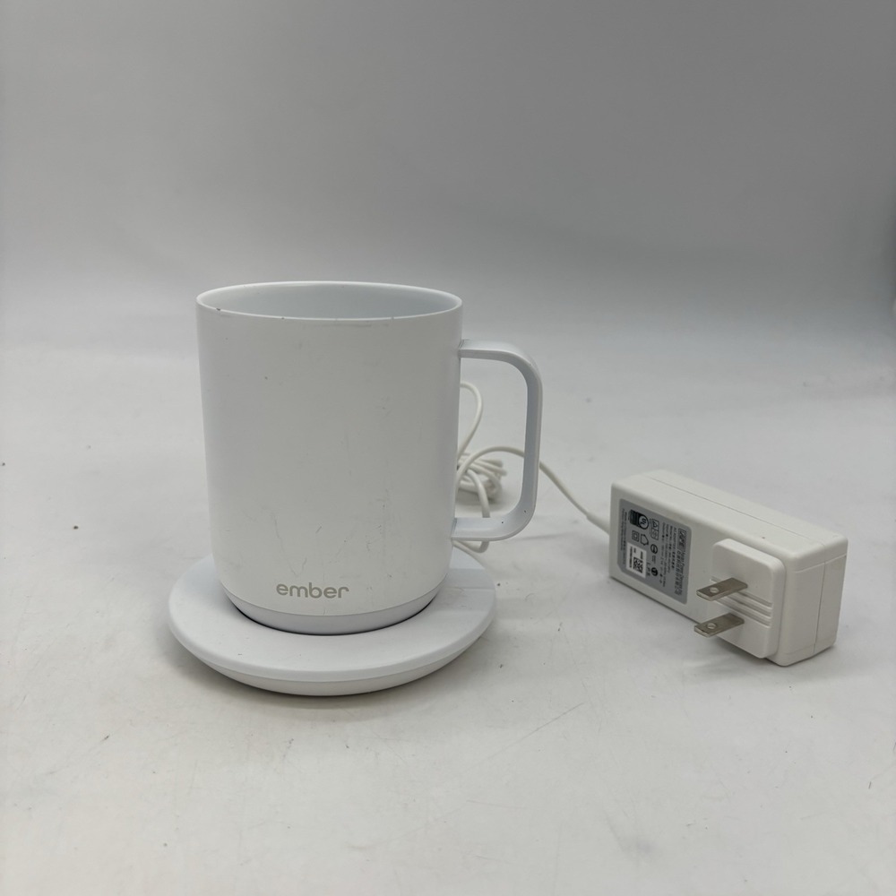 Ember CM17 Temperature Control Smart Mug W/ Charging Base Tested Working White